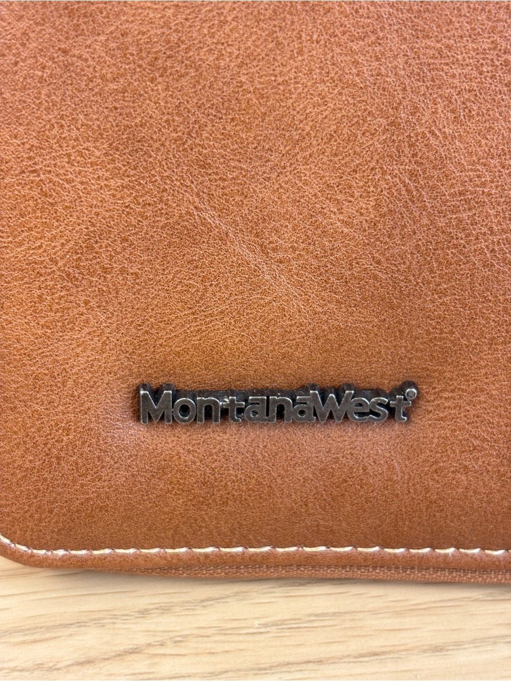 Montana West Embossed Brown Faux Leather Phone Crossbody Wallet NEW! - Picture 5 of 11